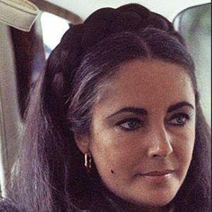 Meet your Posher, Karla